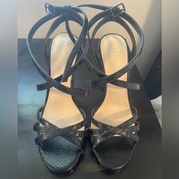 Le Chateau Strappy Sandal Heels Size 7 - Picture 1 of 4
